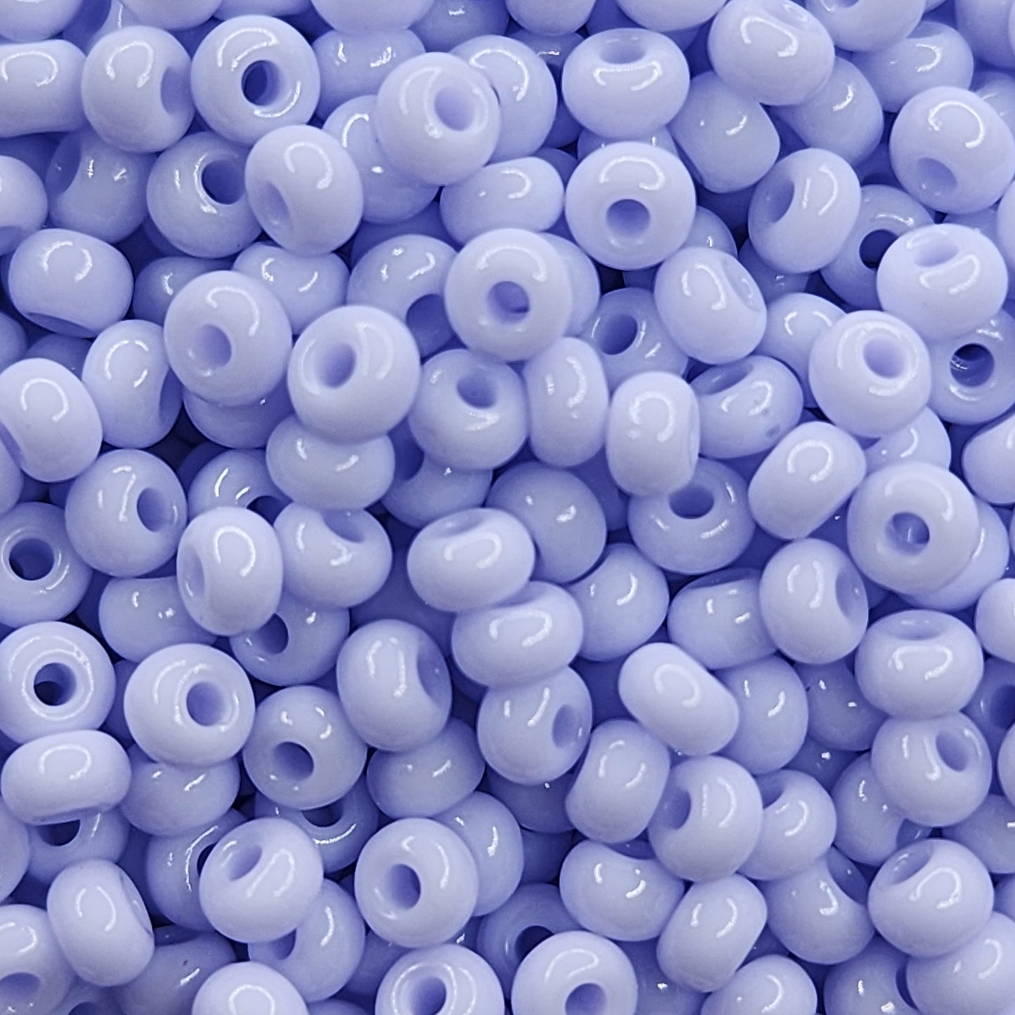Preciosa Seed Beads - 8/0 Lavender